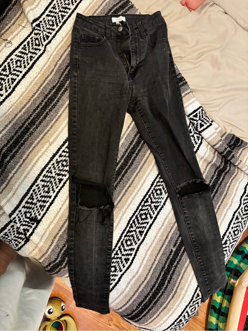 Forever 21 Black Washed Distressed Skinny Jeans